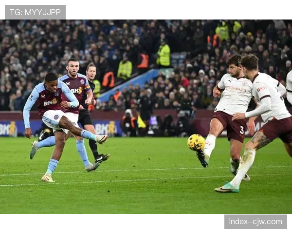 伯恩茅斯主场韧性不足 中场核心缺阵导致防守漏洞扩大