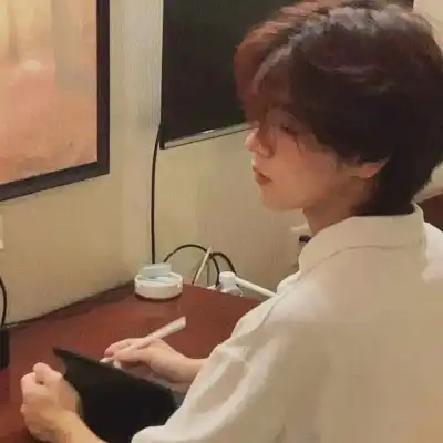 郑君凌